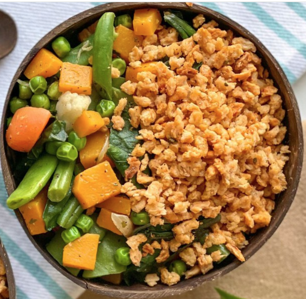 Salteado de verduras con soja texturizada y pimentón